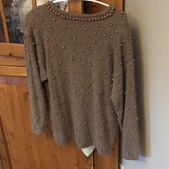 Pullover top - Picture 2 of 4